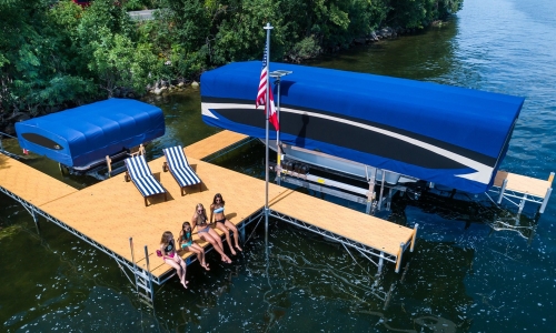 How to Pick Out a Boat Lift
